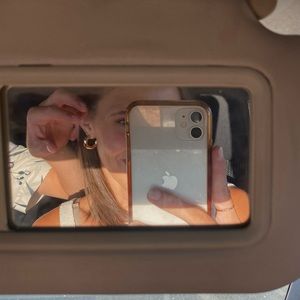 Meet your Posher, Skylar